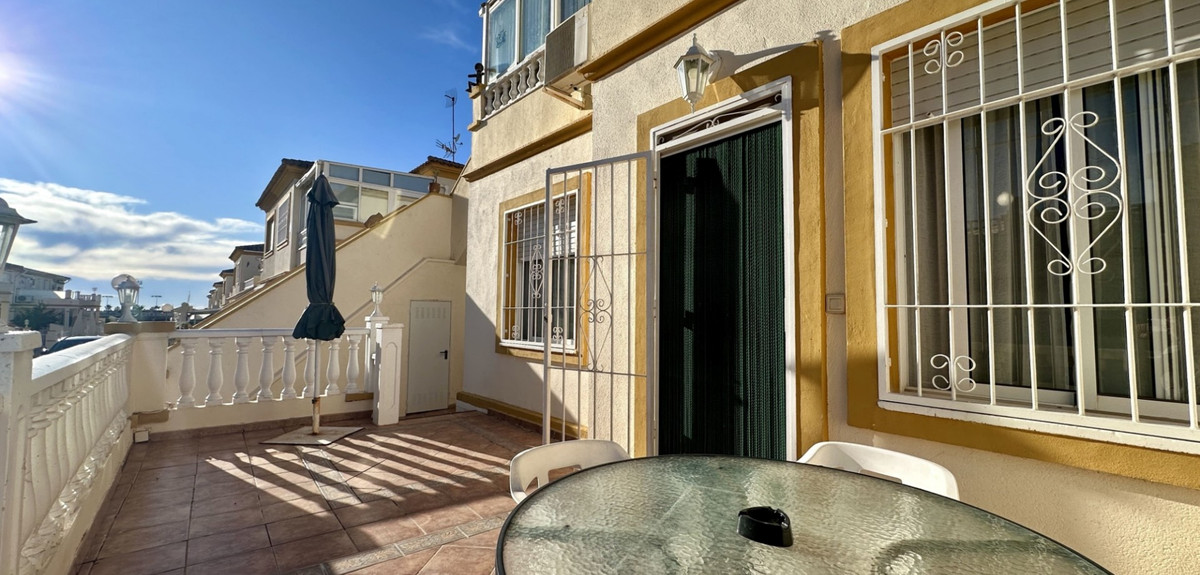 Appartement te koop in Playa Flamenca | 2 slaapkamers H5258020