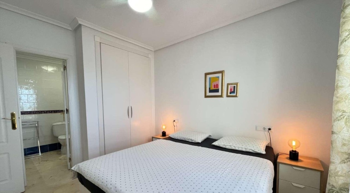 Appartement te koop in Playa Flamenca | 2 slaapkamers H5264488