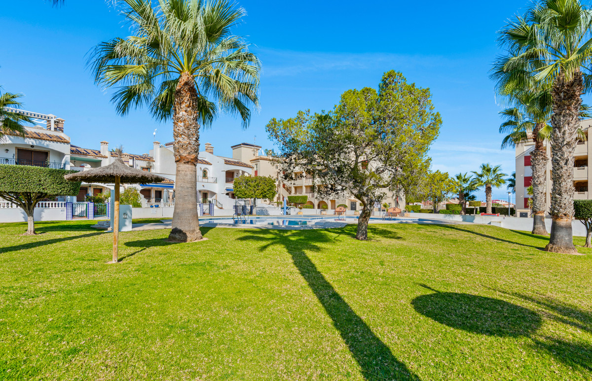 Appartement te koop in Playa Flamenca | 2 slaapkamers H5264488