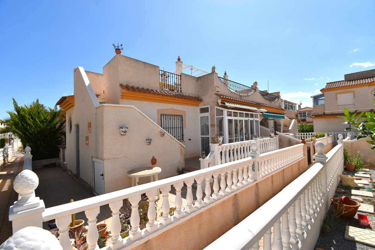 Quad te koop in Playa Flamenca | 2 slaapkamers H5265139
