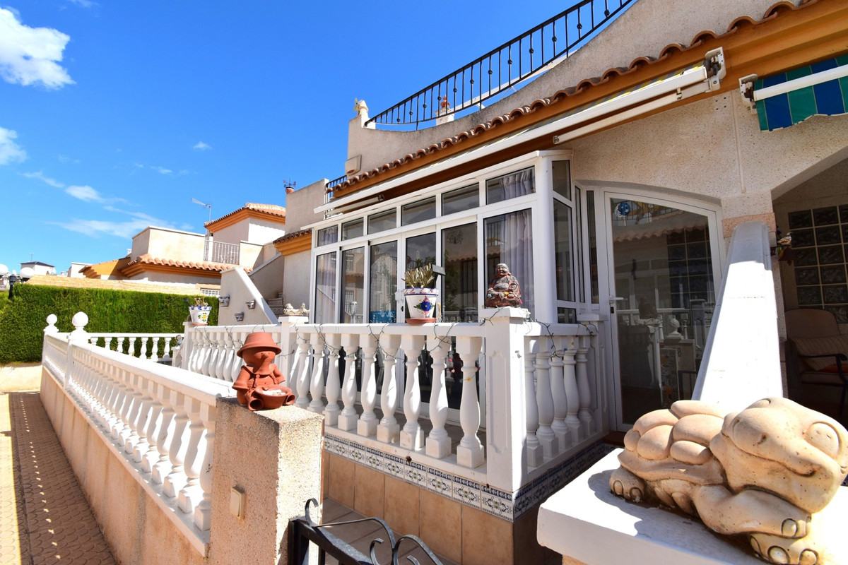 Quad te koop in Playa Flamenca | 2 slaapkamers H5265139