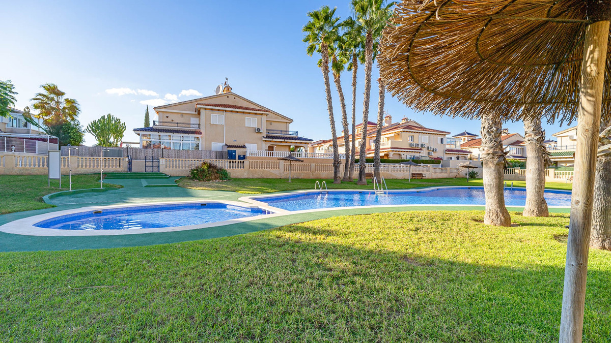 Appartement te koop in Playa Flamenca | 1 slaapkamers H5265415