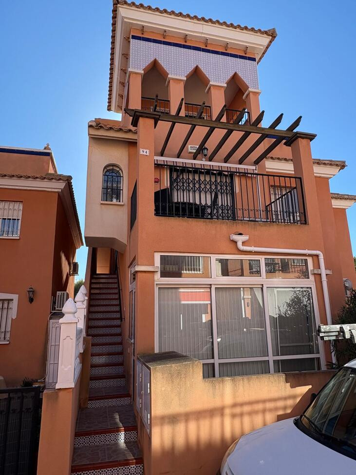 Appartement te koop in Playa Flamenca | 3 slaapkamers H5287390