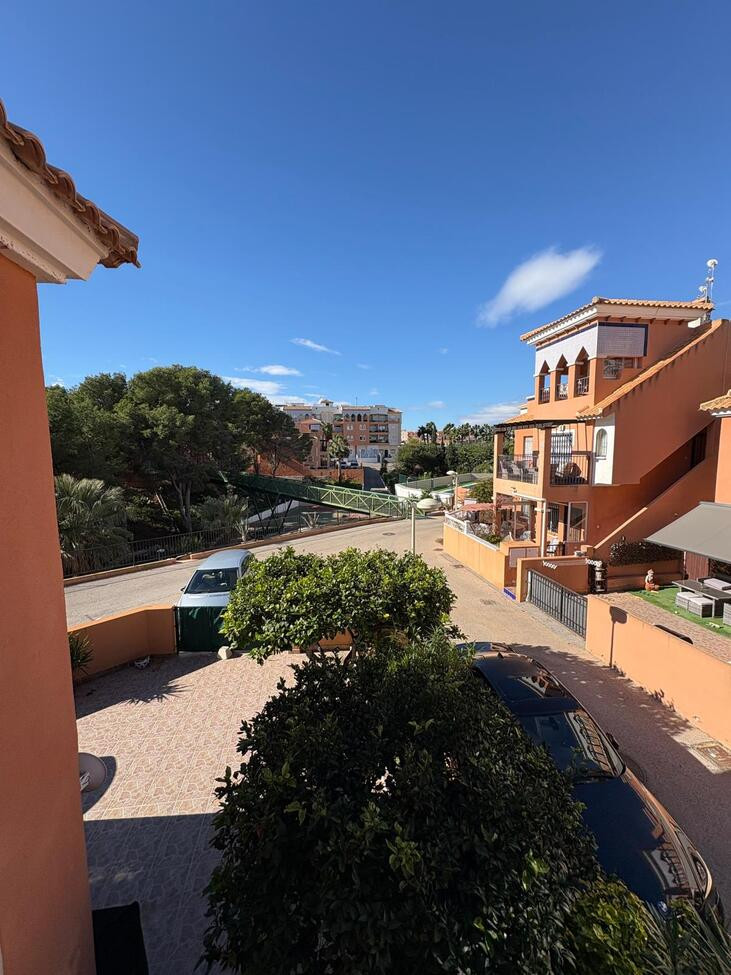 Appartement te koop in Playa Flamenca | 3 slaapkamers H5287390