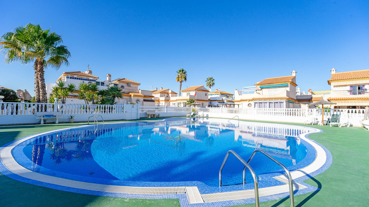Quad te koop in Playa Flamenca | 3 slaapkamers H5293312