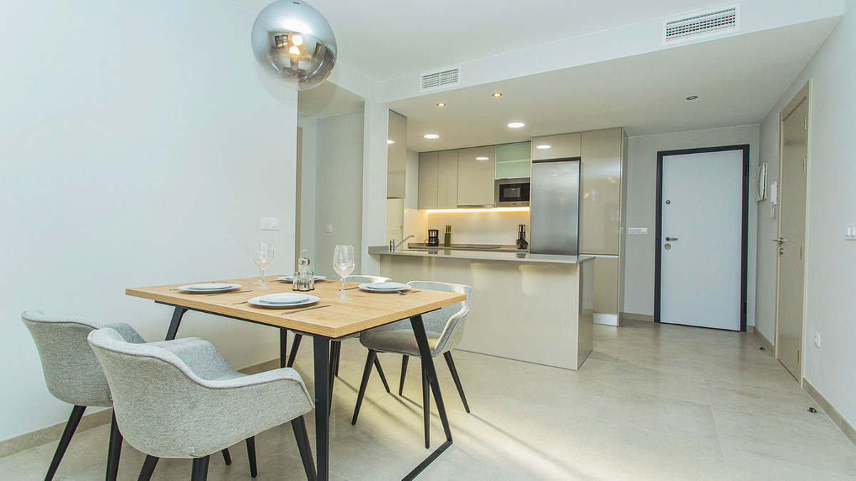 Appartement te koop in Playa Flamenca | 2 slaapkamers H5295430