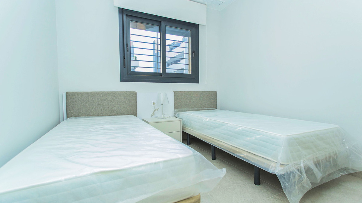 Appartement te koop in Playa Flamenca | 2 slaapkamers H5295430