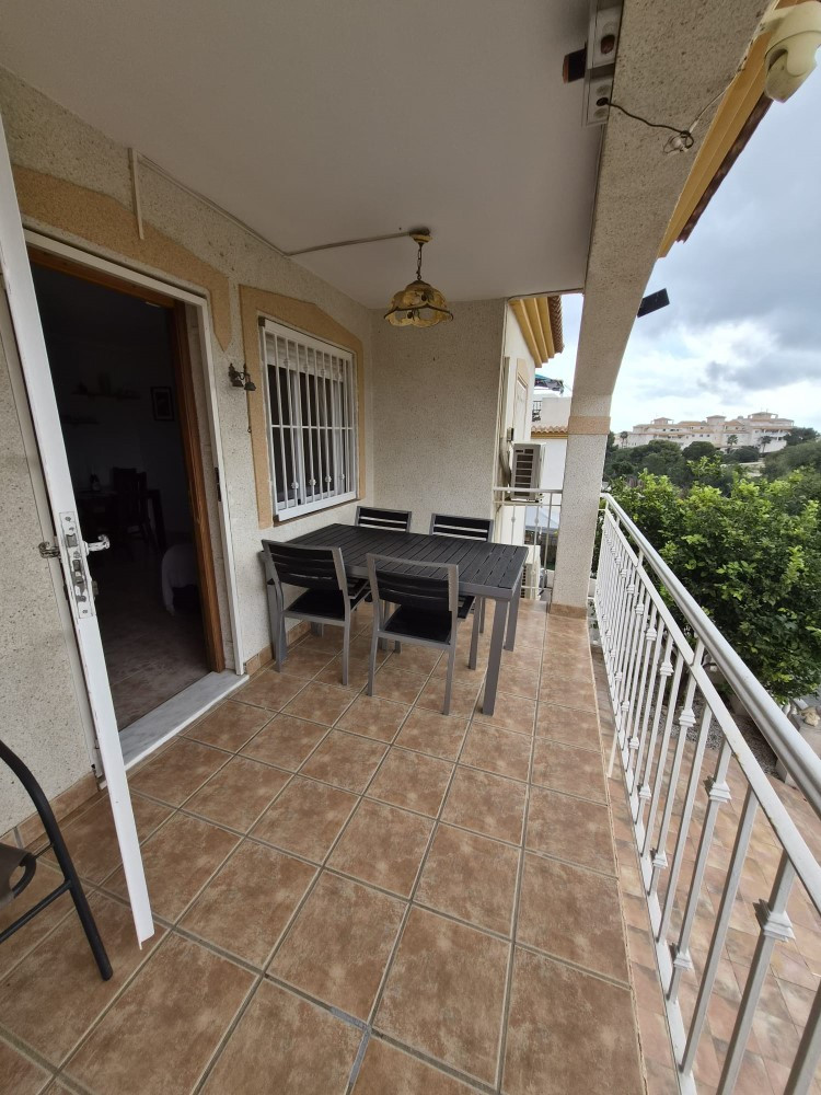 Duplex te koop in Playa Flamenca | 5 slaapkamers H5310760