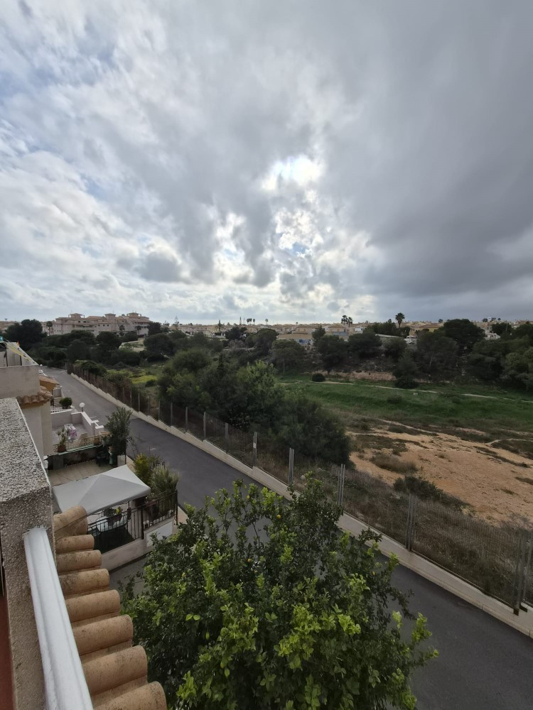 Duplex te koop in Playa Flamenca | 5 slaapkamers H5310760