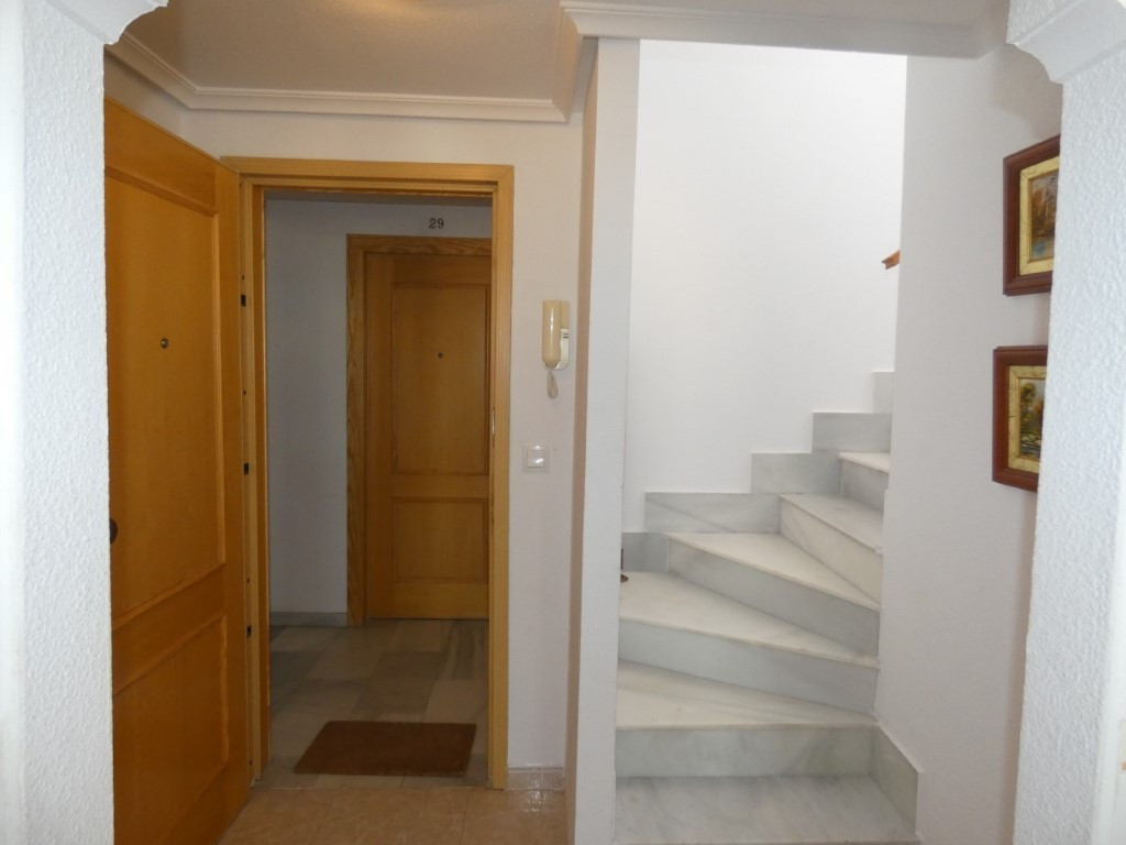 Duplex te koop in Playa Flamenca | 3 slaapkamers H5310763