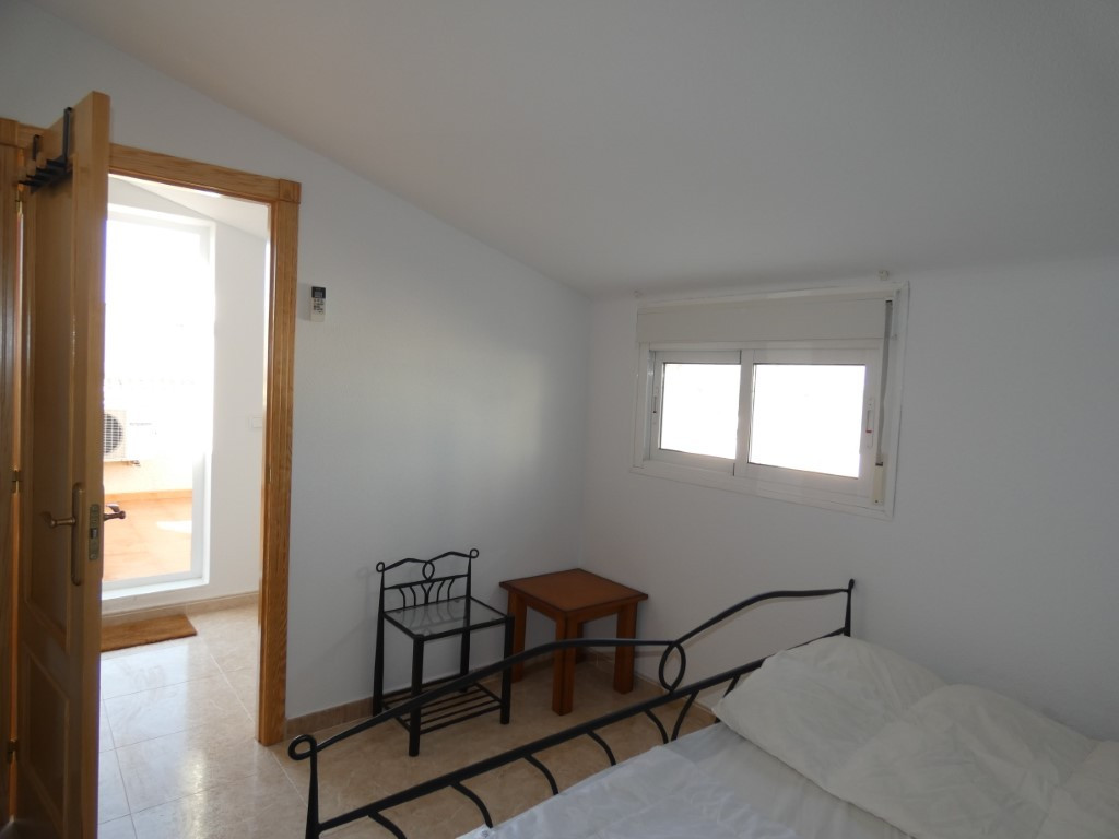 Duplex te koop in Playa Flamenca | 3 slaapkamers H5310763