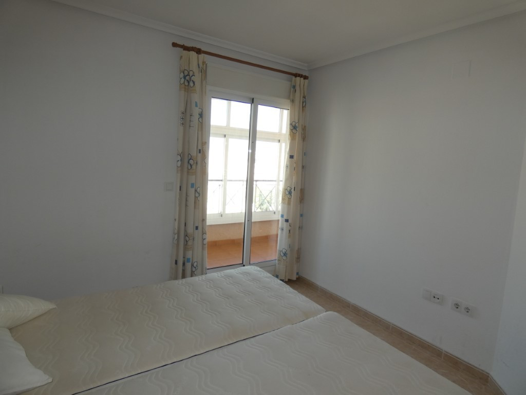 Duplex te koop in Playa Flamenca | 3 slaapkamers H5310763