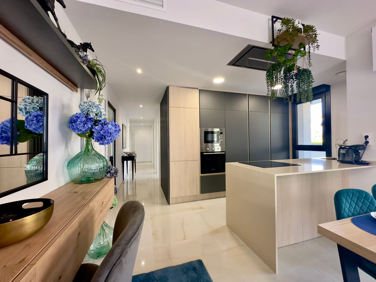 Appartement te koop in Playa Flamenca | 3 slaapkamers H5319151