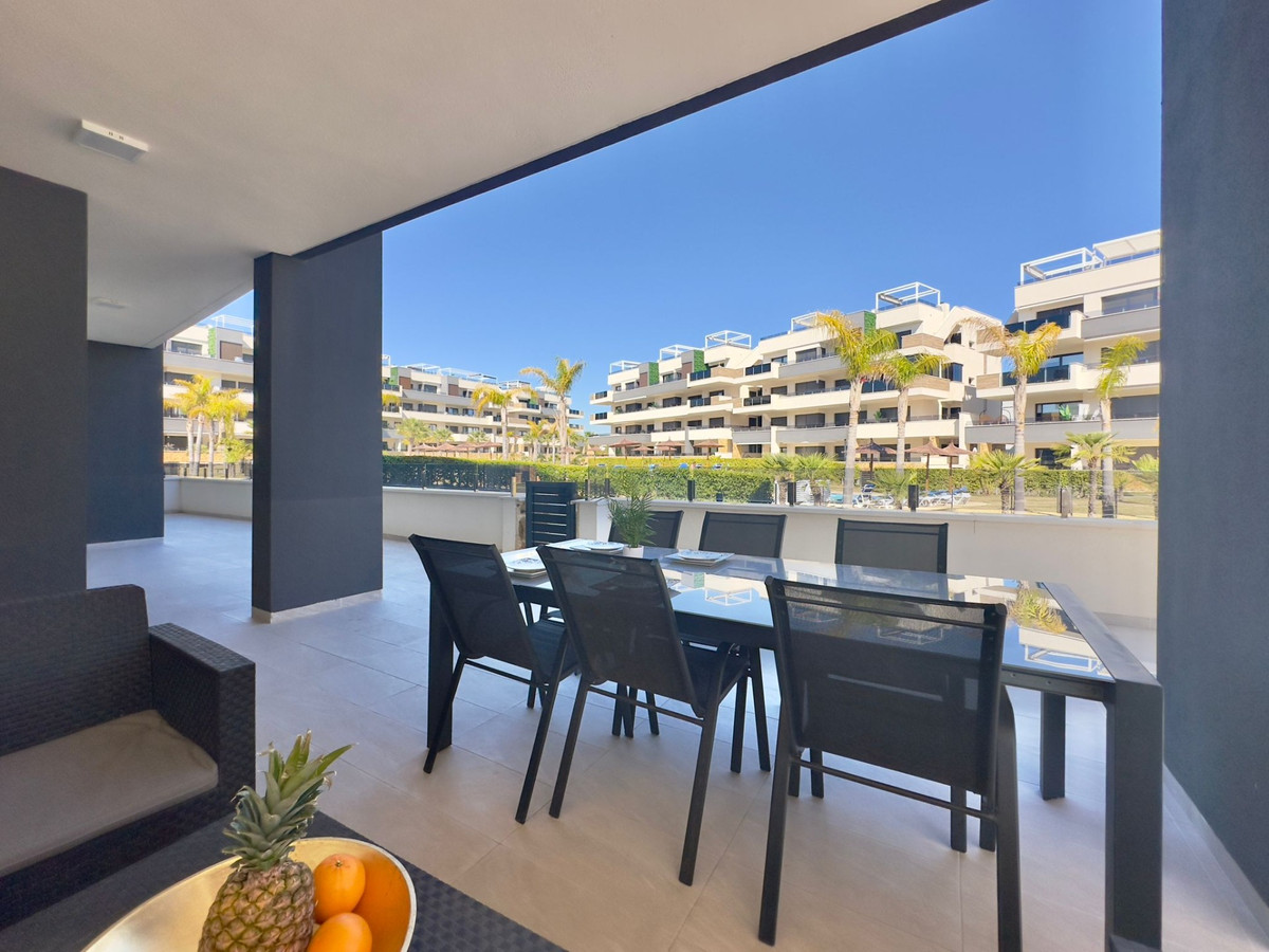 Appartement te koop in Playa Flamenca | 3 slaapkamers H5319151