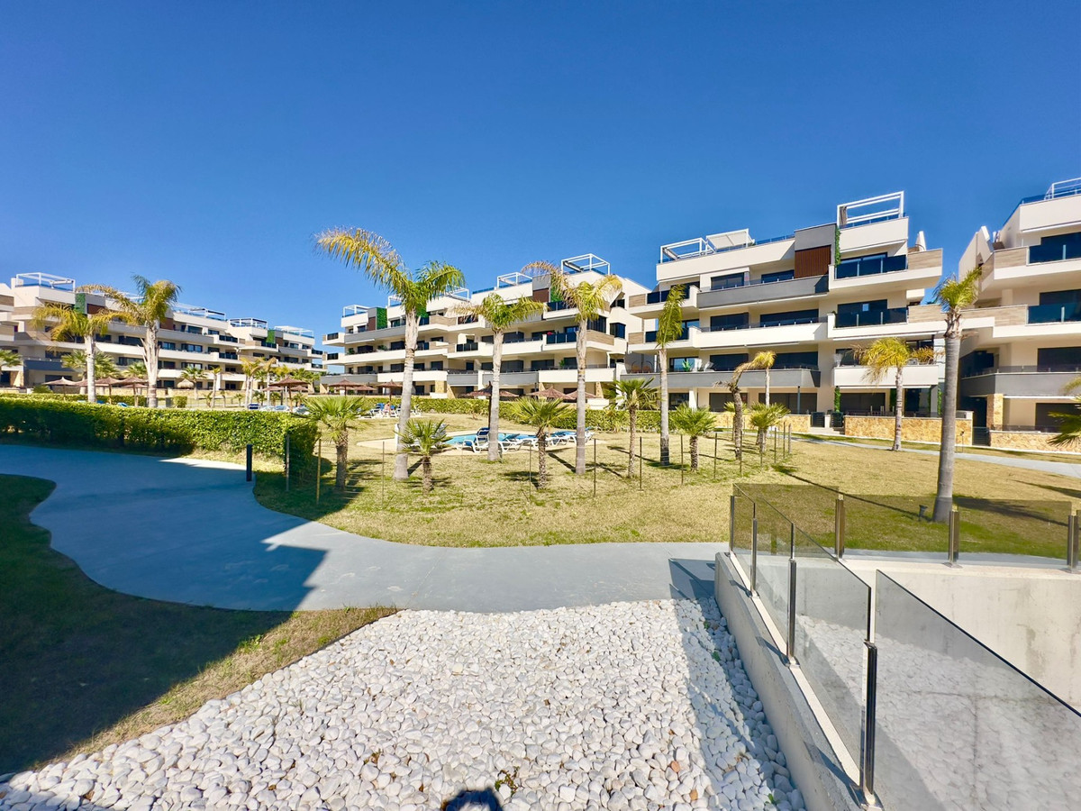 Appartement te koop in Playa Flamenca | 3 slaapkamers H5319151