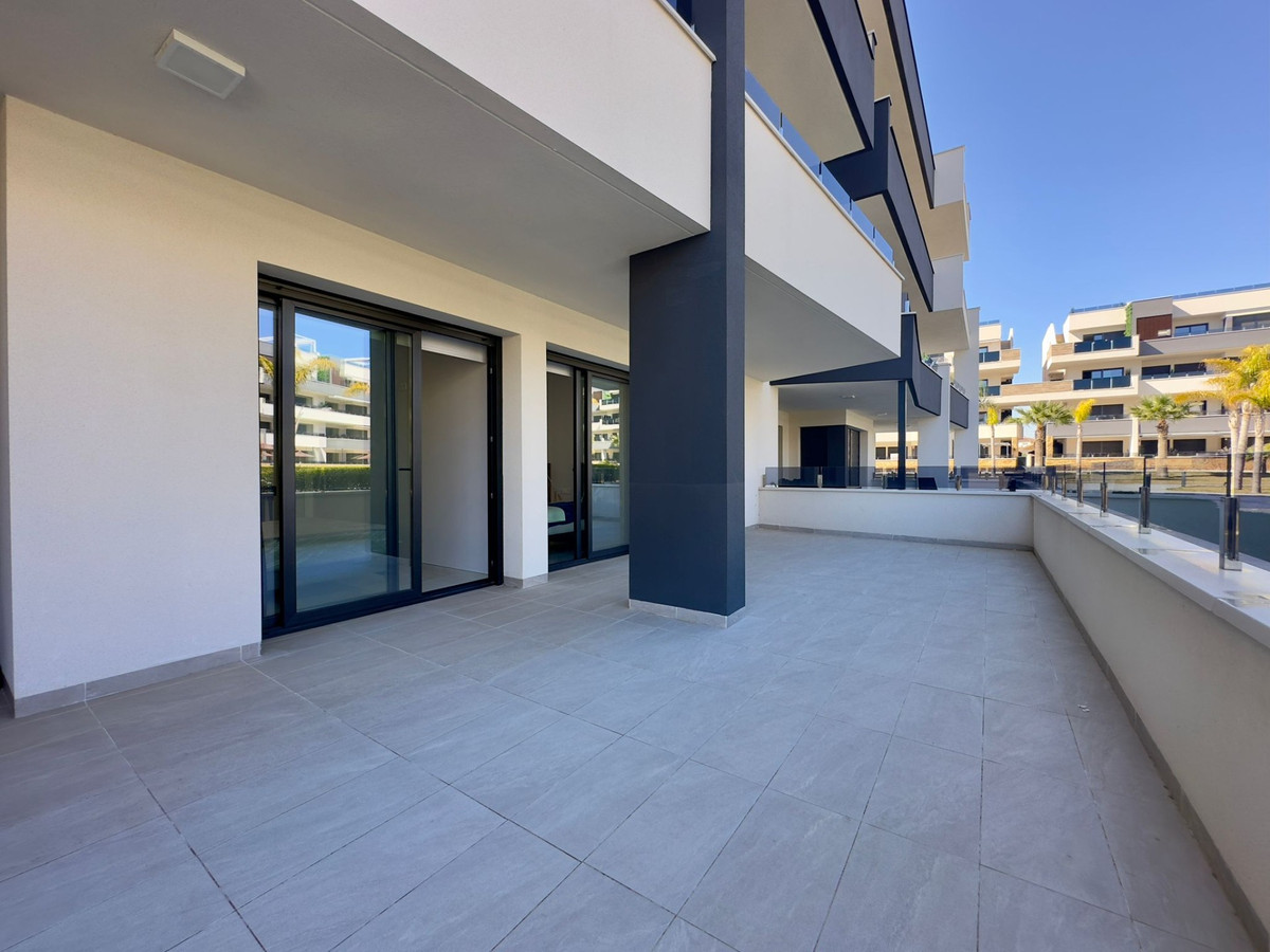 Appartement te koop in Playa Flamenca | 3 slaapkamers H5319151