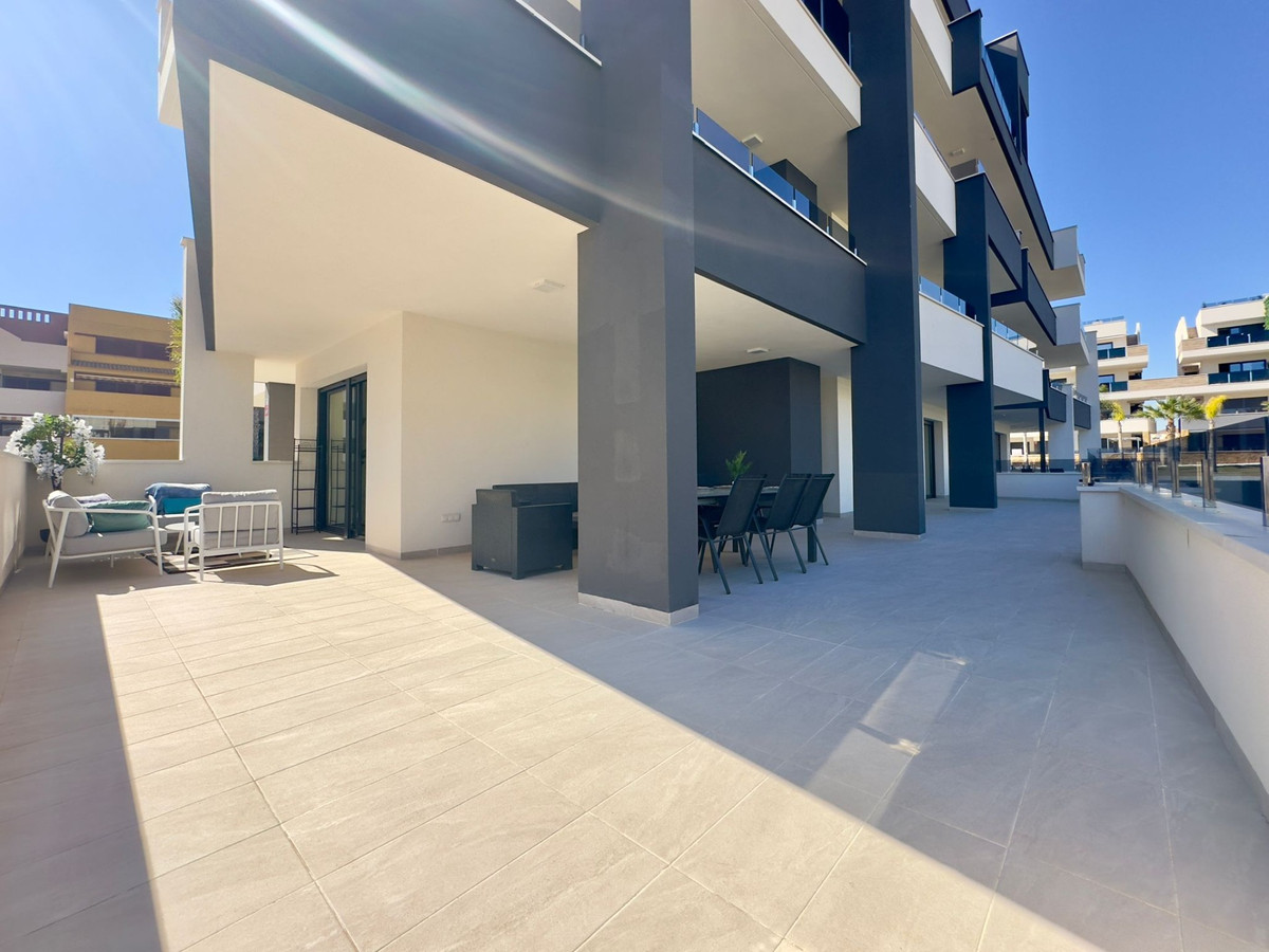 Appartement te koop in Playa Flamenca | 3 slaapkamers H5319151