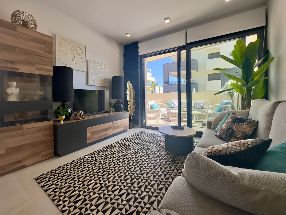 Appartement te koop in Playa Flamenca | 3 slaapkamers H5319151