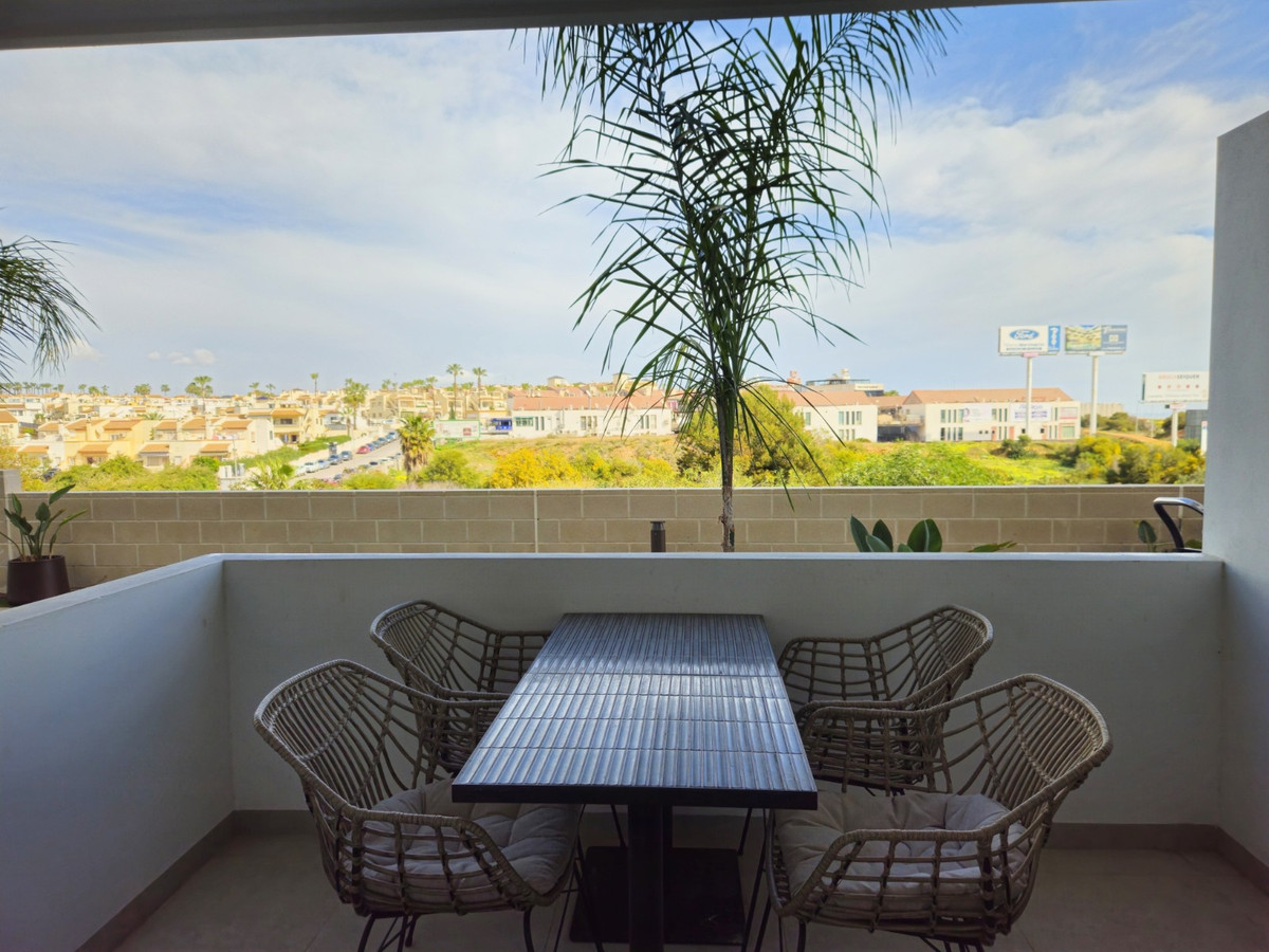 Appartement te koop in Playa Flamenca | 2 slaapkamers H5330074