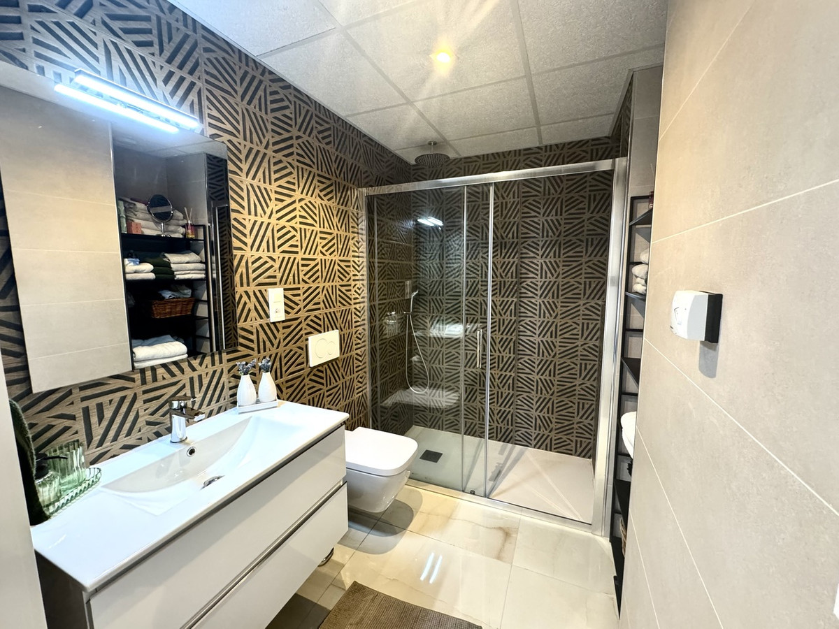 Appartement te koop in Playa Flamenca | 3 slaapkamers H5348281