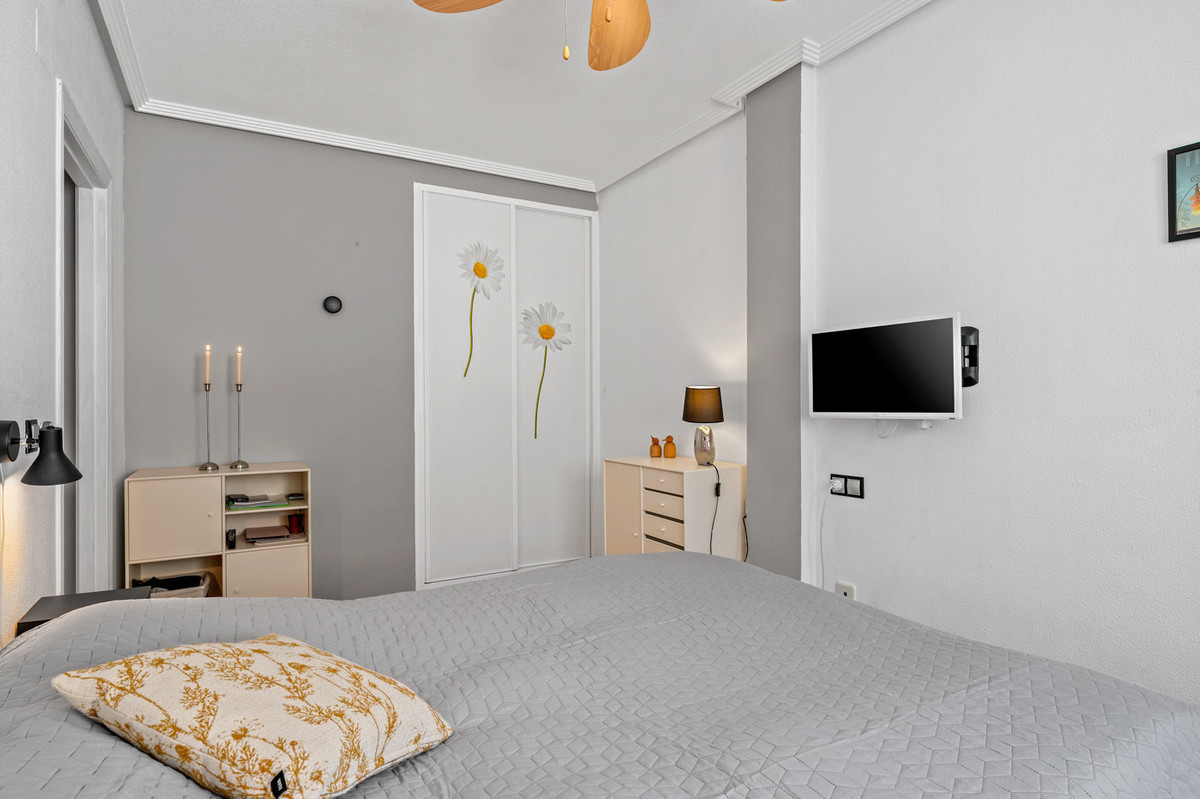 Appartement te koop in Playa Flamenca | 2 slaapkamers H5350165