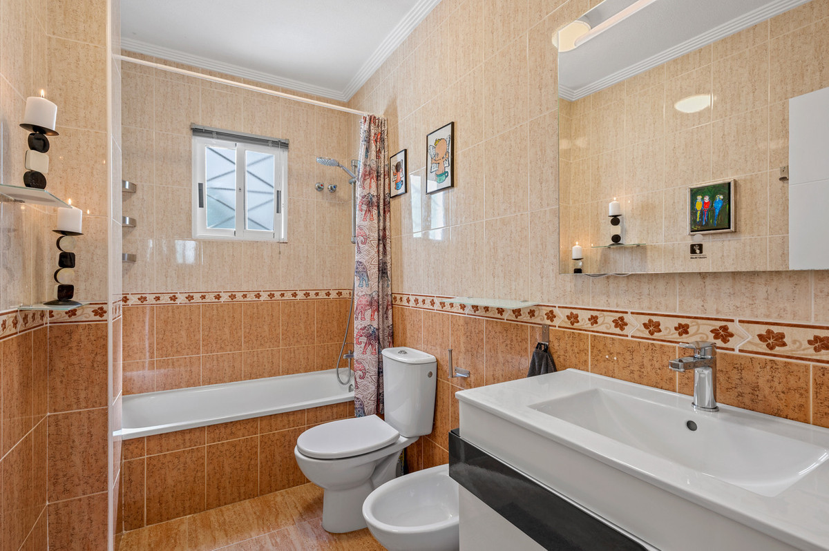 Appartement te koop in Playa Flamenca | 2 slaapkamers H5350165