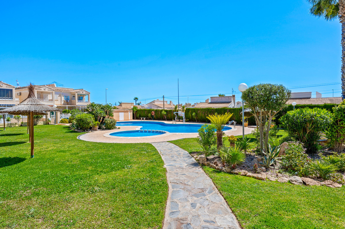 Appartement te koop in Playa Flamenca | 2 slaapkamers H5350165