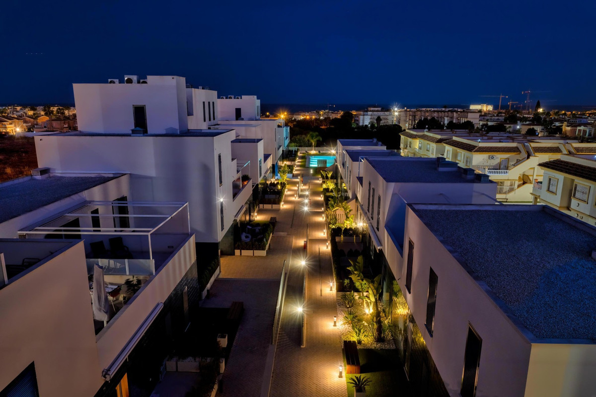 Appartement te koop in Playa Flamenca | 1 slaapkamers H5351155