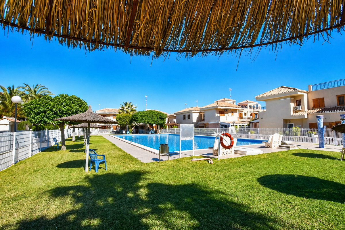 Appartement te koop in Playa Flamenca | 2 slaapkamers H5369494
