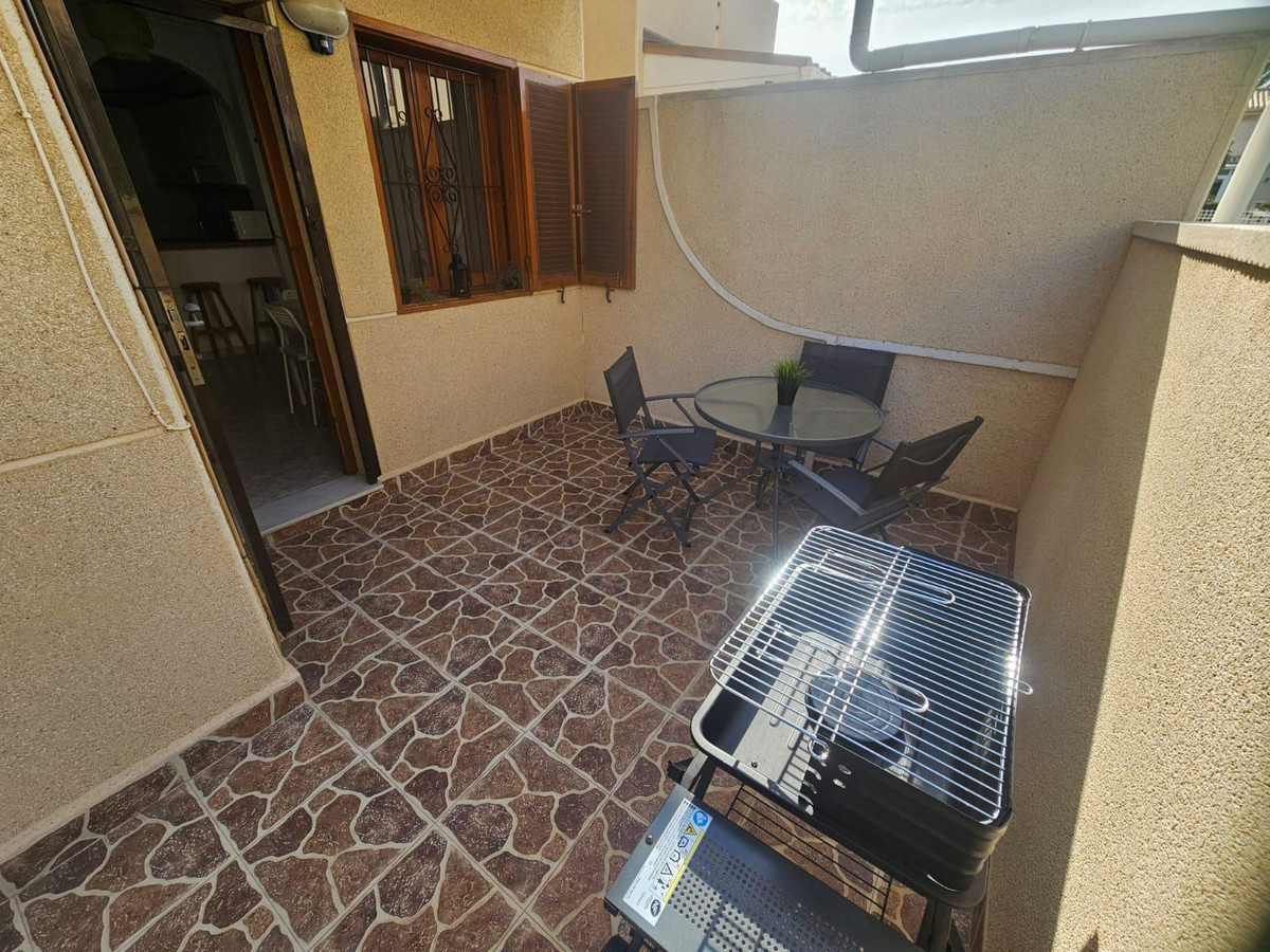 Appartement te koop in Playa Flamenca | 2 slaapkamers H5369494