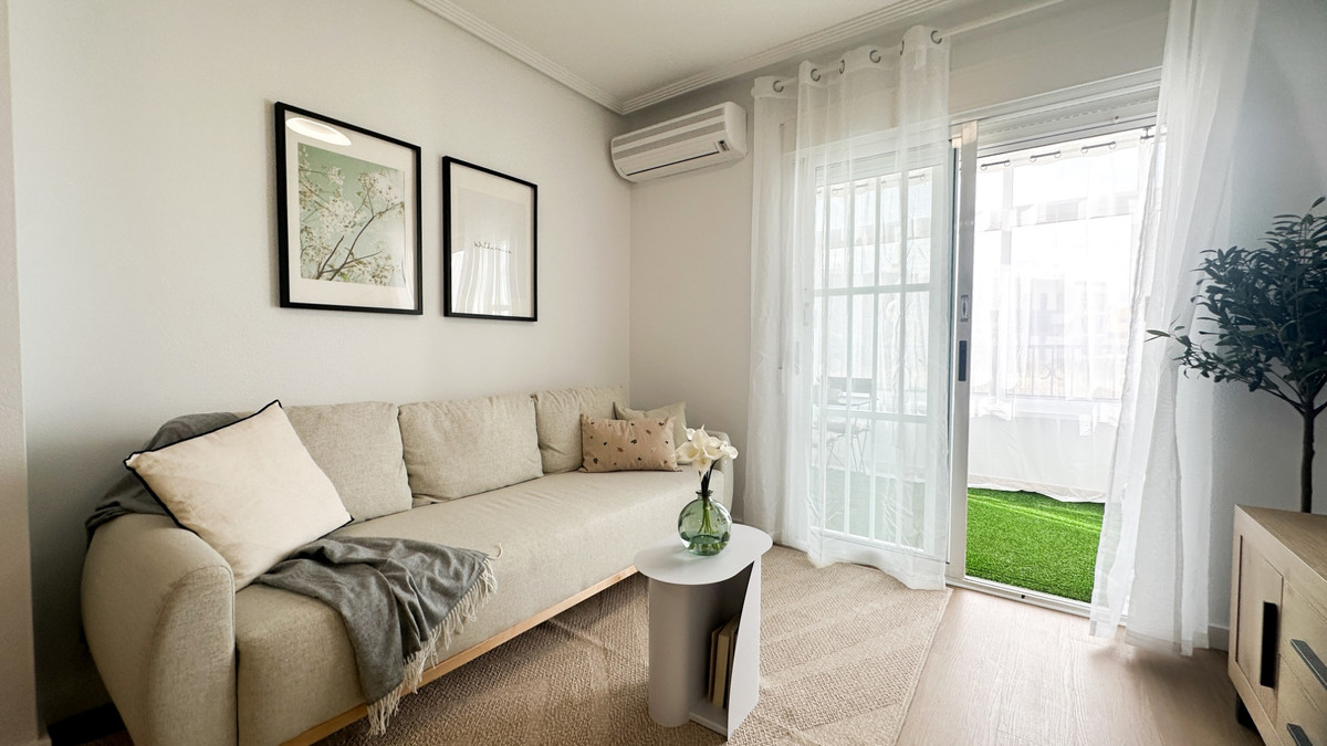 Appartement te koop in Playa Flamenca | 2 slaapkamers H5380816