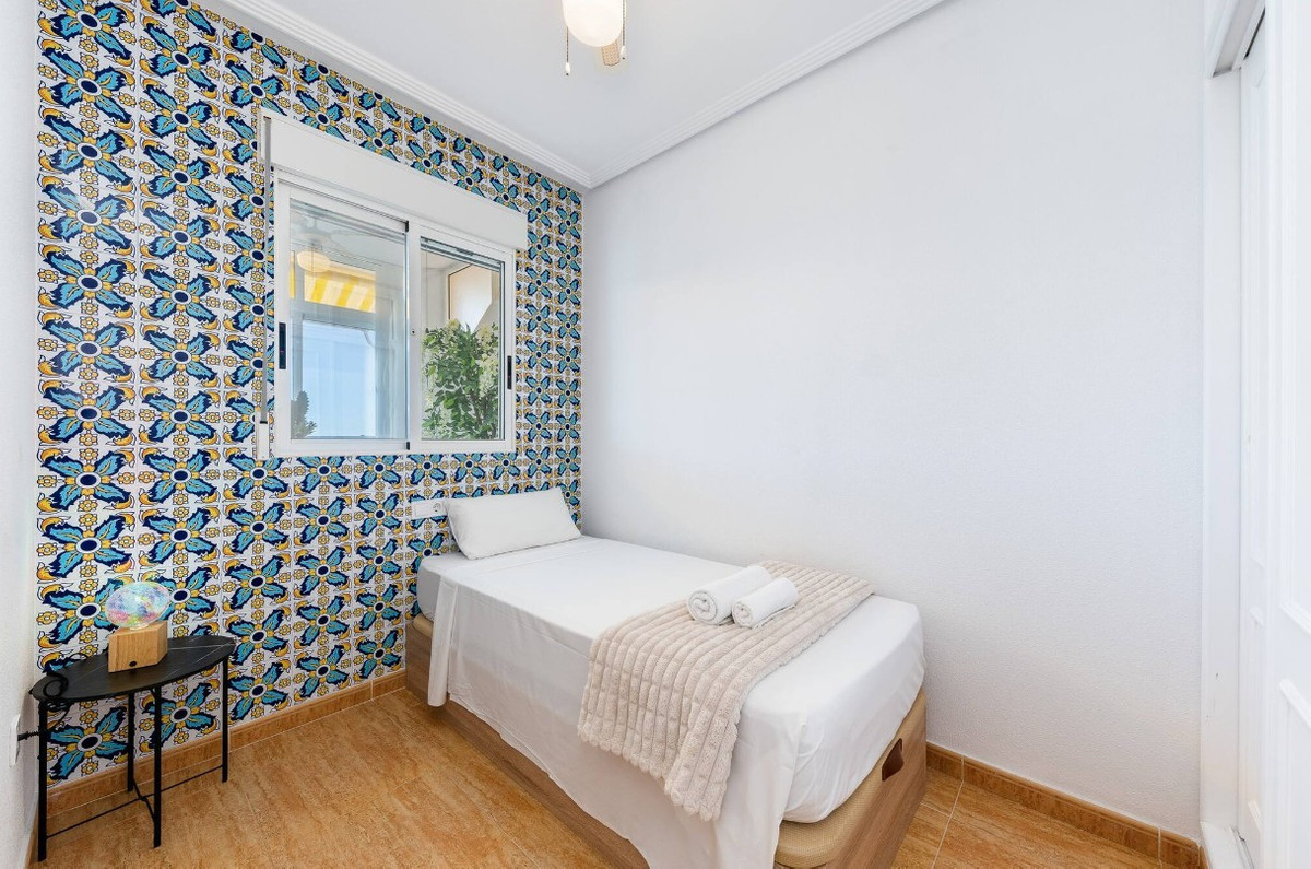 Penthouse te koop in Playa Flamenca | 2 slaapkamers H5383273