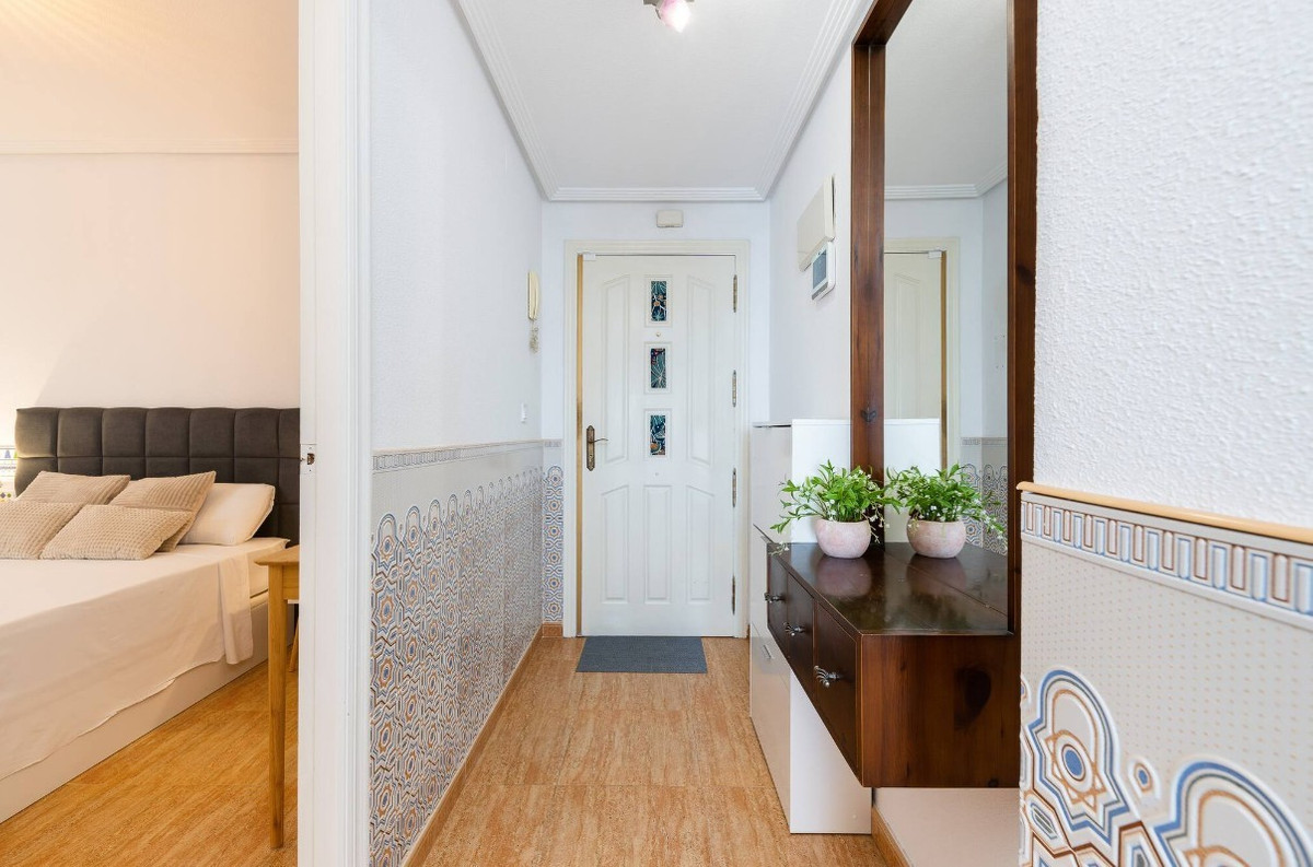 Penthouse te koop in Playa Flamenca | 2 slaapkamers H5383273