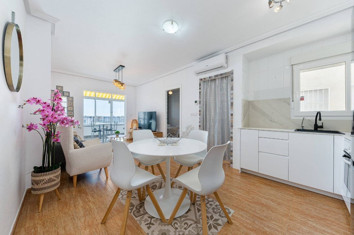 Penthouse te koop in Playa Flamenca | 2 slaapkamers H5383273