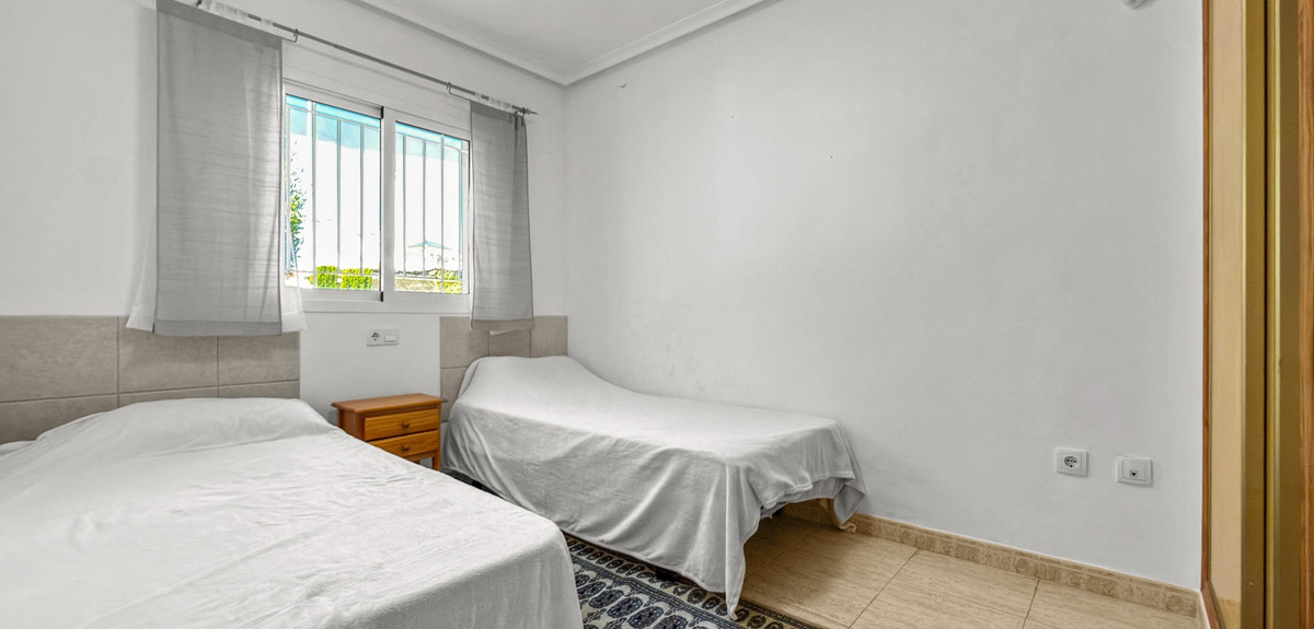 Appartement te koop in Playa Flamenca | 3 slaapkamers H5384098