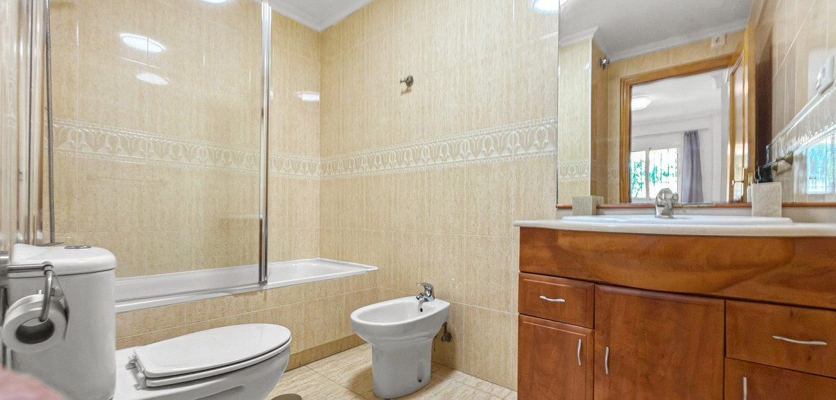Appartement te koop in Playa Flamenca | 3 slaapkamers H5384098