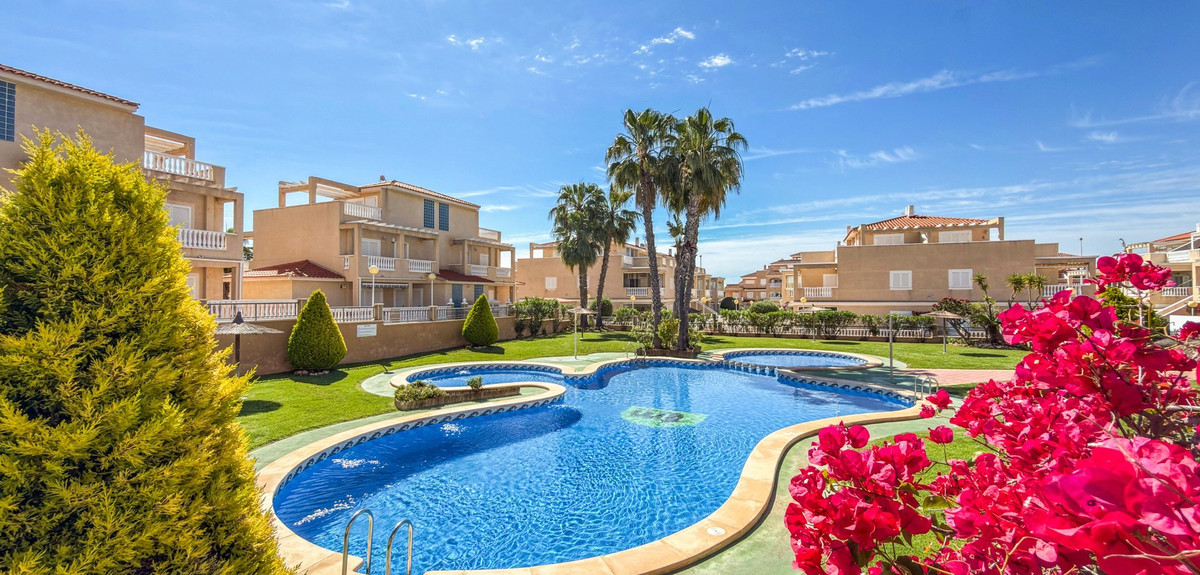 Appartement te koop in Playa Flamenca | 3 slaapkamers H5384098