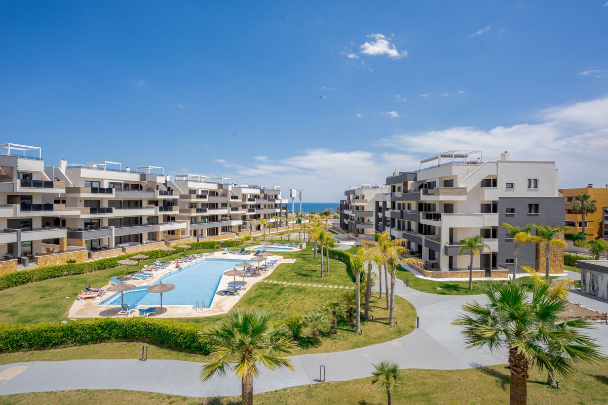 Appartement te koop in Playa Flamenca | 2 slaapkamers H5384251