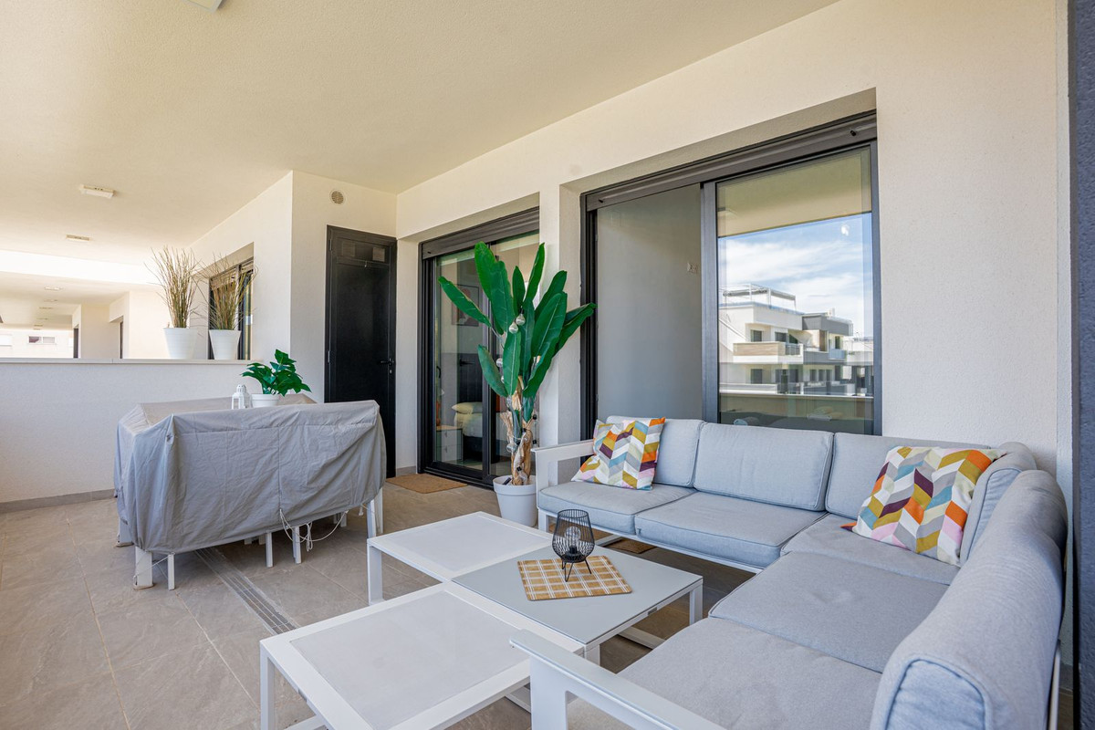 Appartement te koop in Playa Flamenca | 2 slaapkamers H5384251