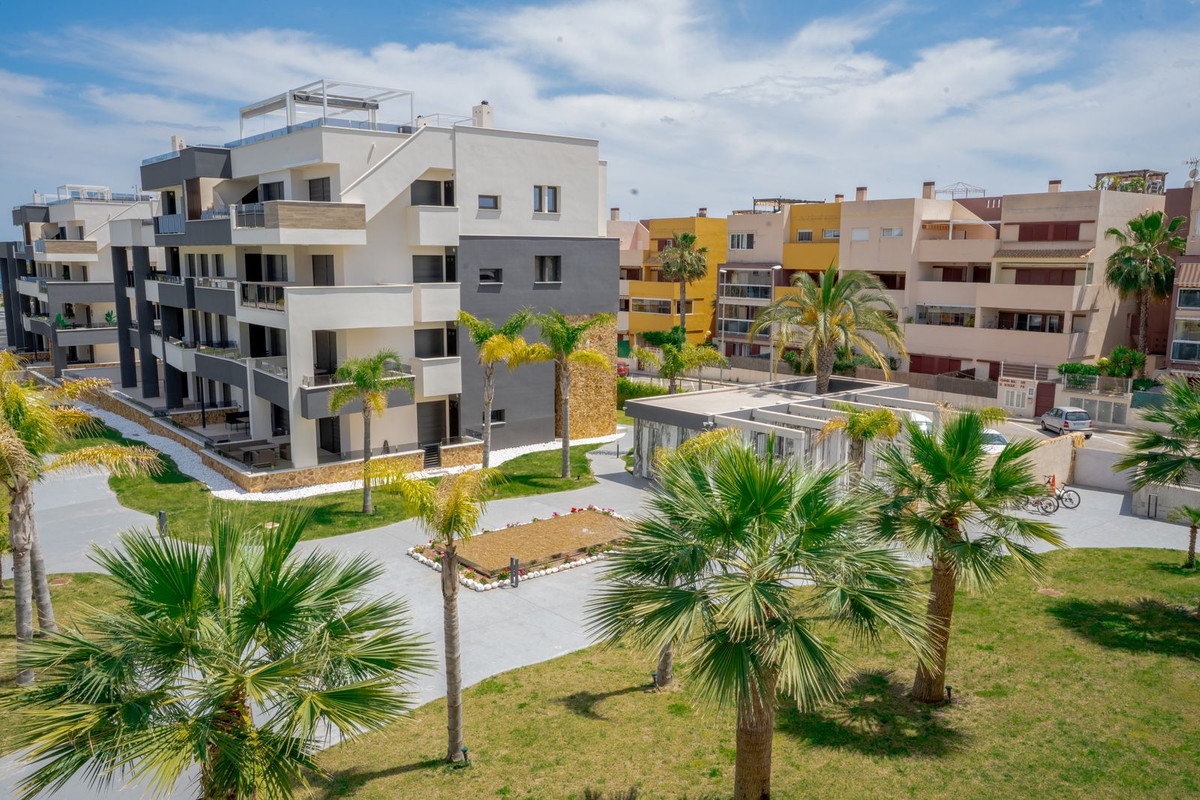 Appartement te koop in Playa Flamenca | 2 slaapkamers H5384251