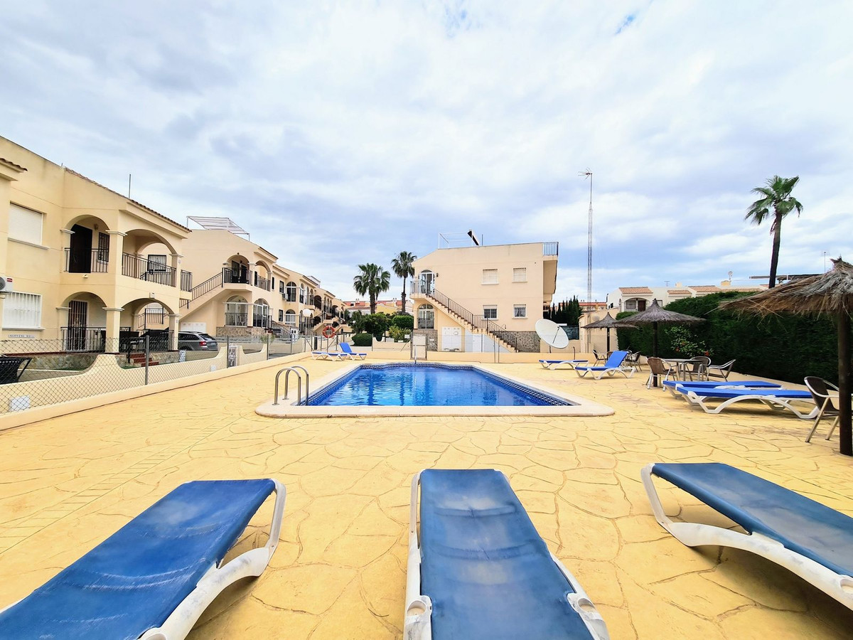 Appartement te koop in Playa Flamenca | 3 slaapkamers H5395840