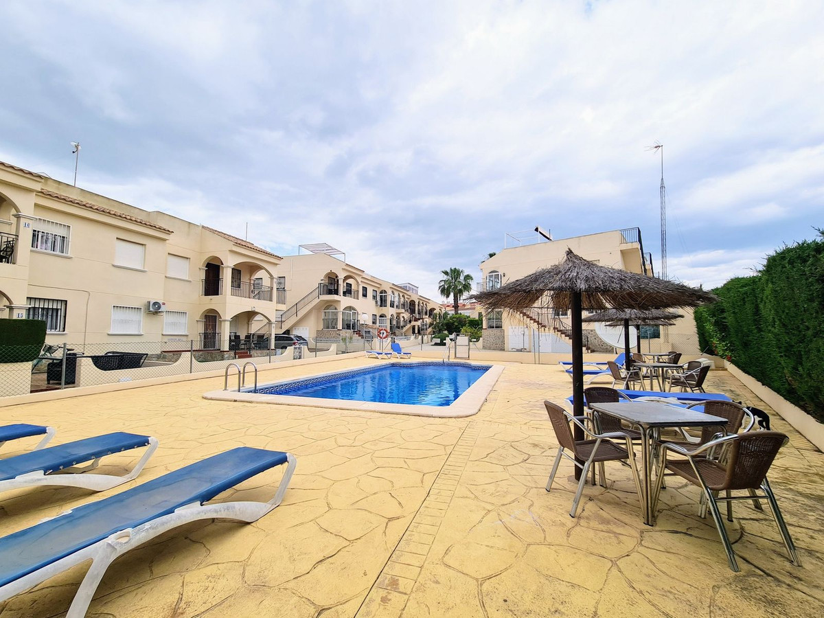 Appartement te koop in Playa Flamenca | 3 slaapkamers H5395840