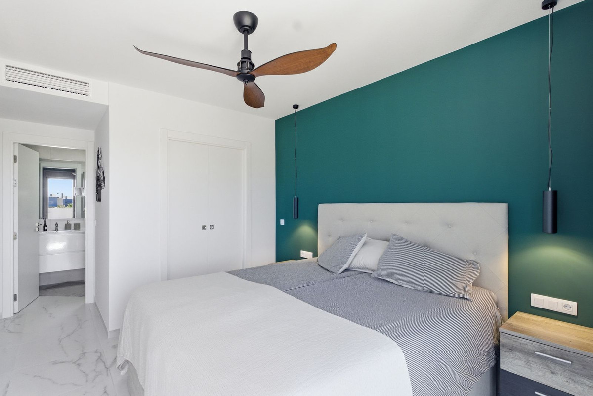 Penthouse te koop in Playa Flamenca | 3 slaapkamers H5398657