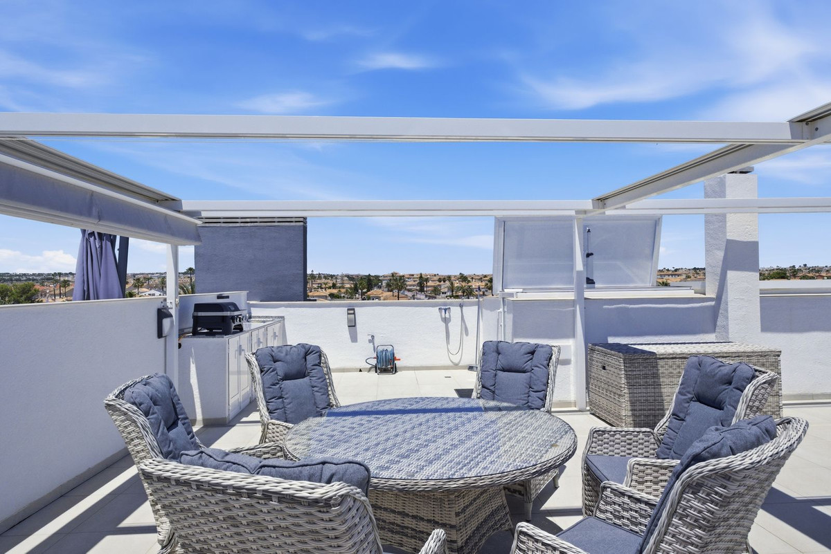 Penthouse te koop in Playa Flamenca | 3 slaapkamers H5398657