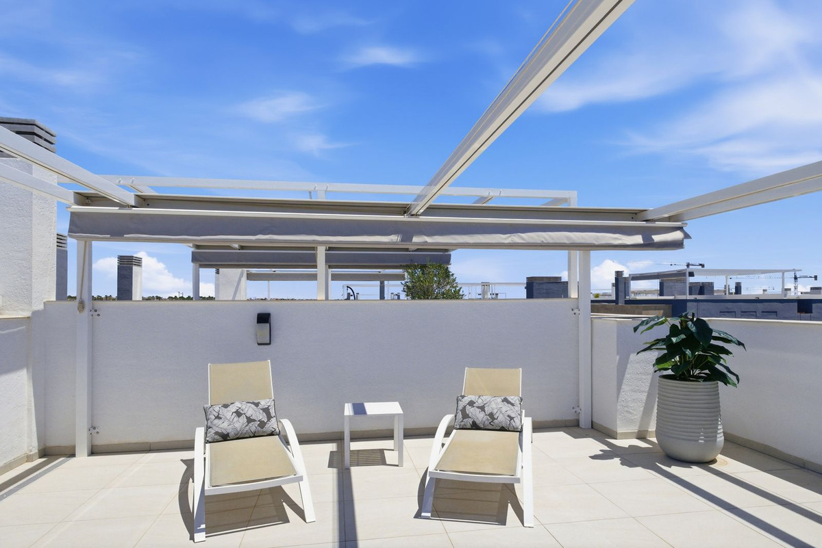 Penthouse te koop in Playa Flamenca | 3 slaapkamers H5398657