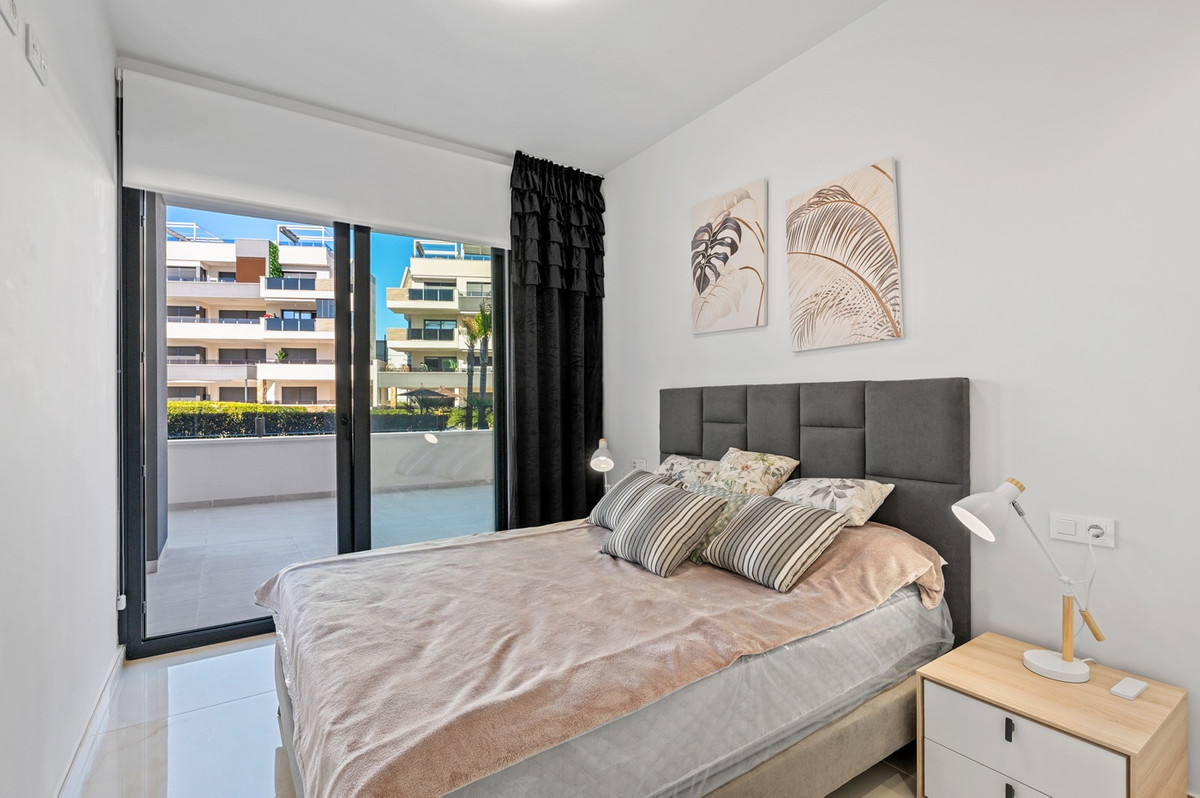 Appartement te koop in Playa Flamenca | 3 slaapkamers H5400850