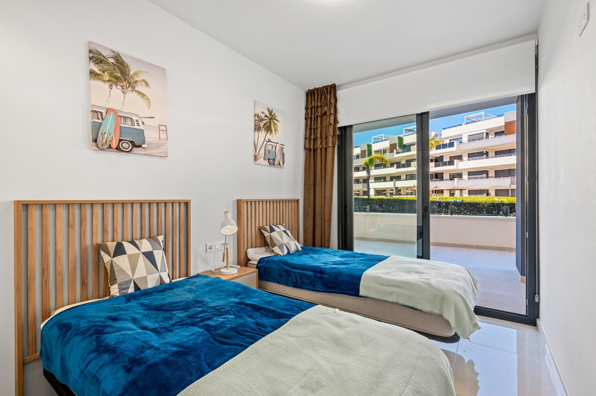 Appartement te koop in Playa Flamenca | 3 slaapkamers H5400850