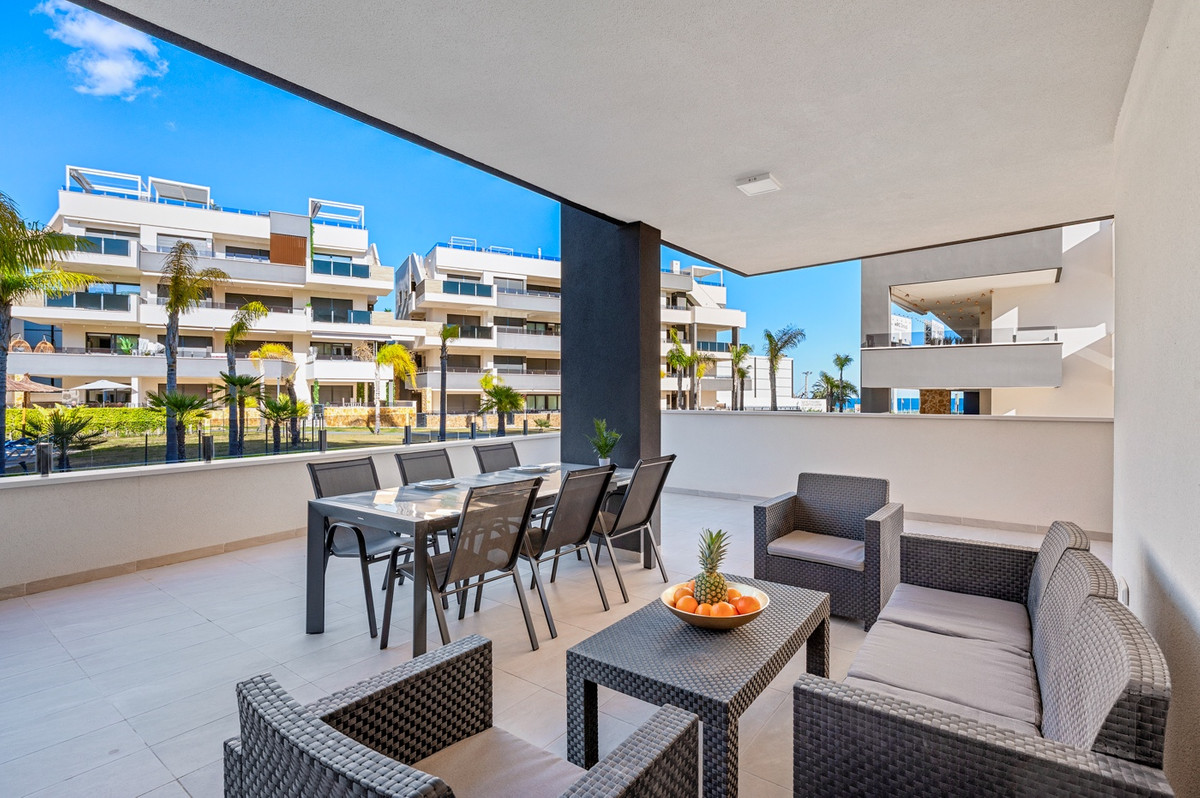 Appartement te koop in Playa Flamenca | 3 slaapkamers H5400850