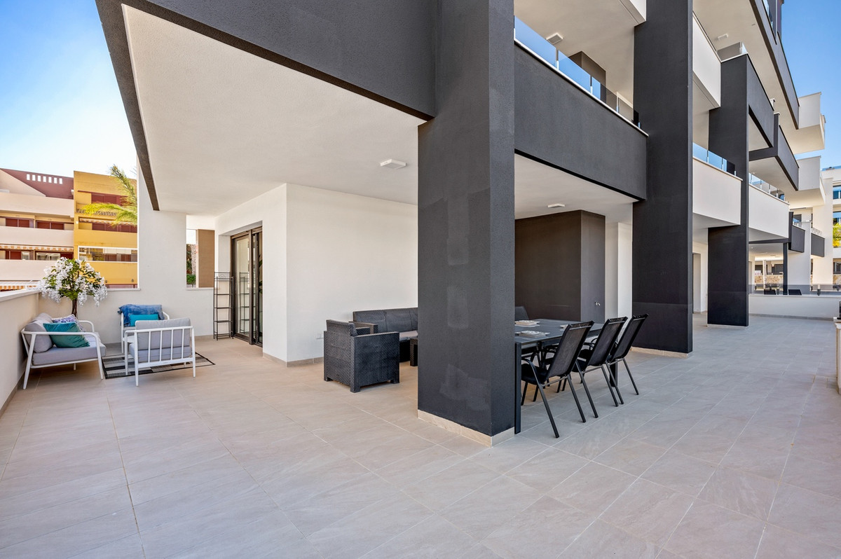 Appartement te koop in Playa Flamenca | 3 slaapkamers H5400850