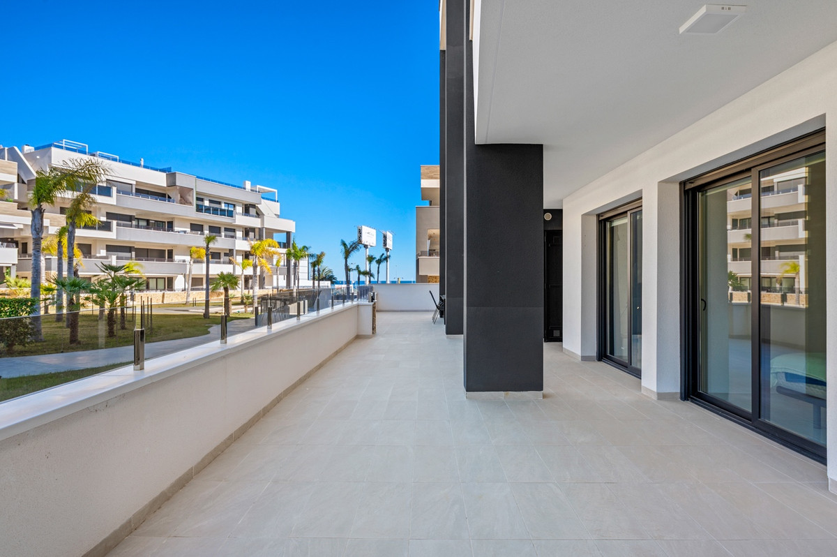 Appartement te koop in Playa Flamenca | 3 slaapkamers H5400850